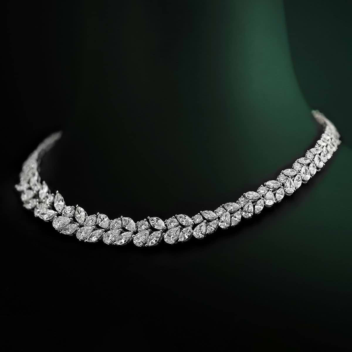 Budapest Premium Necklace