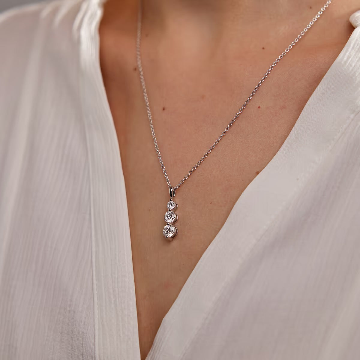 Round Moissanite Diamond Three-Stone Drop Fashion Pendant with Adjustable Chain