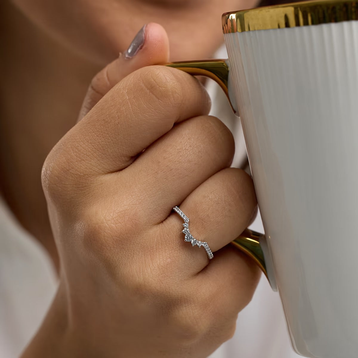 1/4 ctw Round moissanite Diamond Graduated Crown Stackable Ring